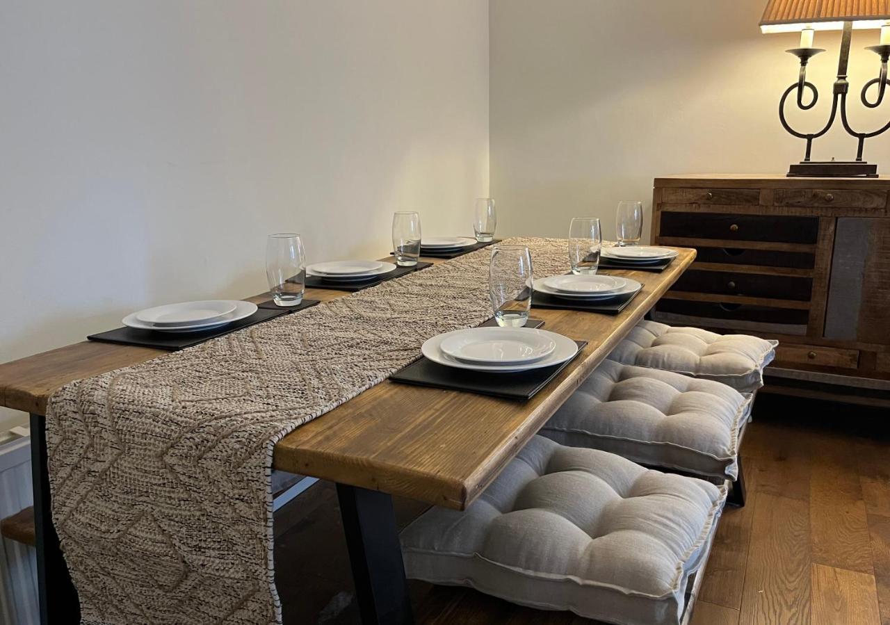 Stunning Beverley Bungalow W Fireplace, Private Parking, And Garden 外观 照片
